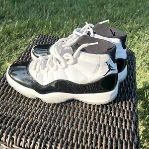 AIR JORDAN CONCORD 11s (45). AUTHENTICALLY PURCHASED through NIKE. Size 9.5.